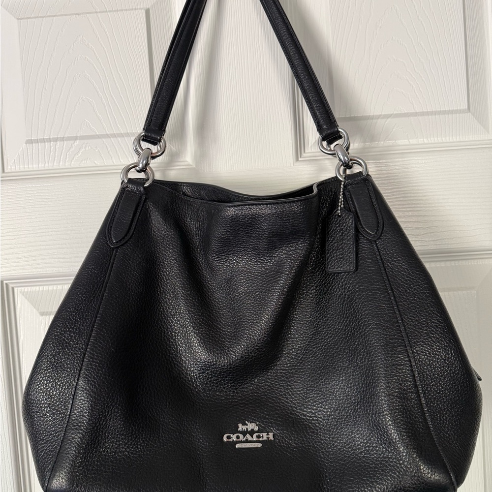 Coach Lexy Black Pebble Leather shoulder bag - Large